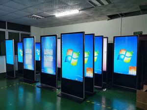 65-Inch Indoor Vertical Interactive Smart Video <strong>LCD</strong> Advertising <strong>Display</strong> for Subway with SDK <strong>Function</strong> and Infrared Touch - Product Image 2