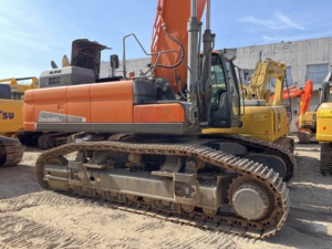Ağır paletli ekskavatör kullanılan DOOSAN doo30 530 LC-9C/ikinci el kore motoru <span class=keywords><strong>DX</strong></span> 530LC 53TON kazıcı