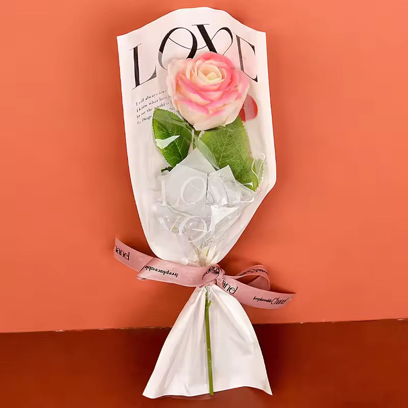 ช่อดอกไม้สบู่กุหลาบสีเหลืองชมพู