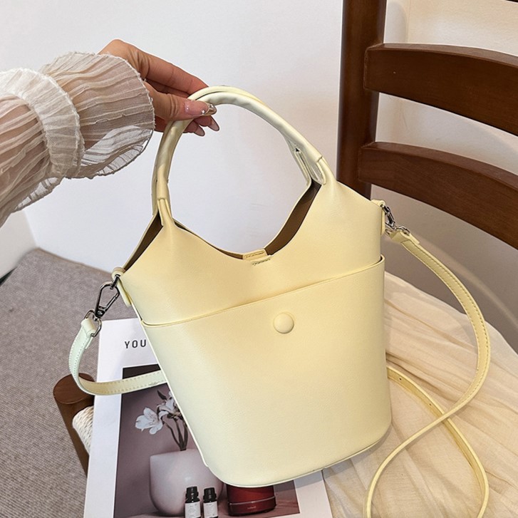 Jaune sans charme