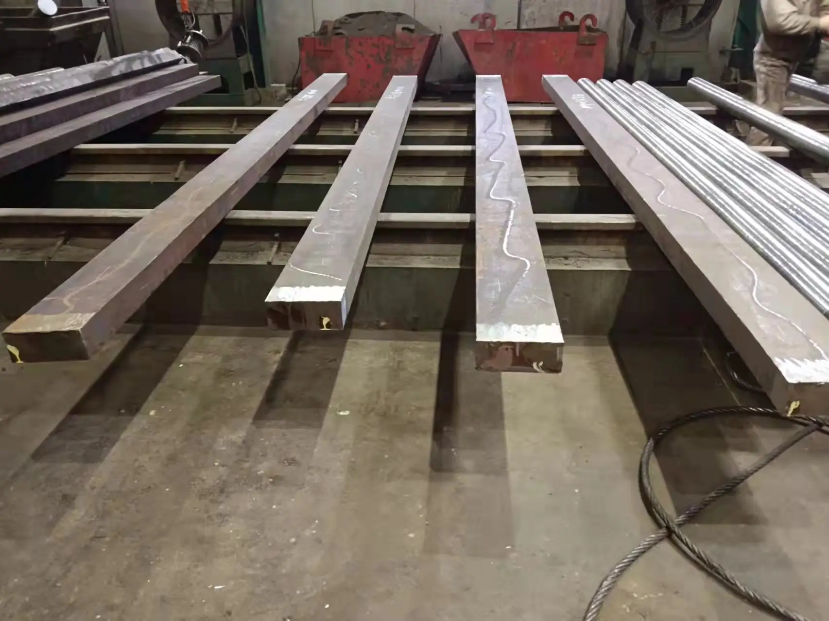 Forging Mold Steel Plate Round Bar Fabricator Stainless Sheet Knifes V Nb 7Cr14Mo2VNb Punching Carbon