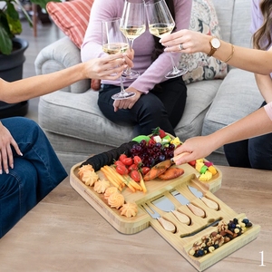 <span class=keywords><strong>2025</strong></span> mới đa mục đích nhà bếp phục vụ Platter tre gỗ pho mát Slide-Out ngăn kéo dao kéo charcuterie Hội Đồng Quản trị với nắp rõ ràng - Product Image 5