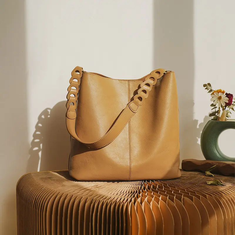 Borsa di alta qualità di Design di nicchia in vera pelle borsa di grande capacità alla moda semplice borsa a tracolla da donna in morbida pelle