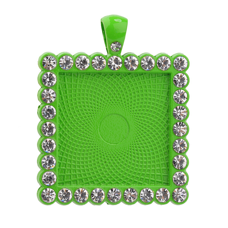 Vert coloré, diamant blanc
