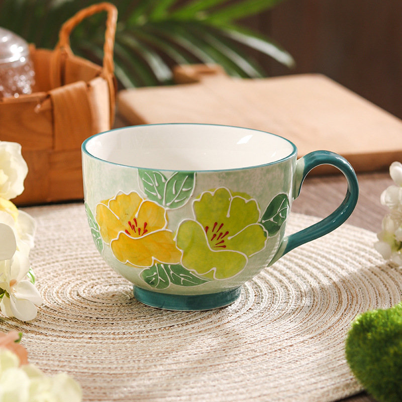 Tasse de petit-déjeuner verte-vert