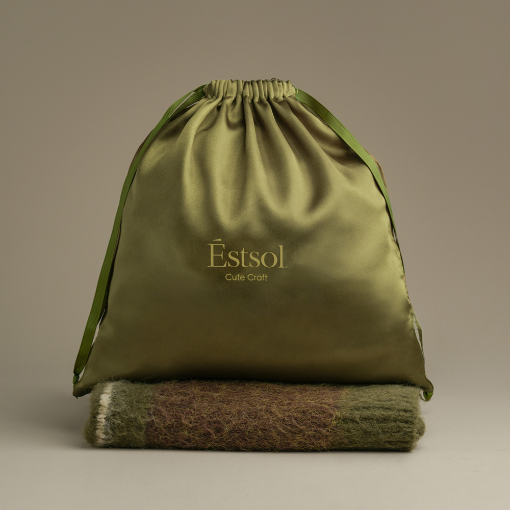 Seaweed green