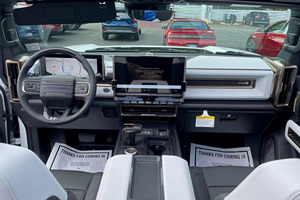 Current 2023 GMCHummer EV <strong>Pickup</strong> Edition 1 1000 Horsepower AWD Removable Roof Panels CrabWalk Mode - Product Image 4