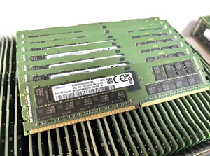 M393A4K40EB3-CWE Modulo <span class=keywords><strong>RAM</strong></span> Server 32GB DDR4 3200MHz 288-Pin ECC RDIMM 1.2V 2R X 4 - Product Image 5