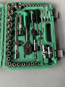 热卖61件工具套装手箱套件五金汽车和多工具自行车机械汽车工具 - Product Image 6