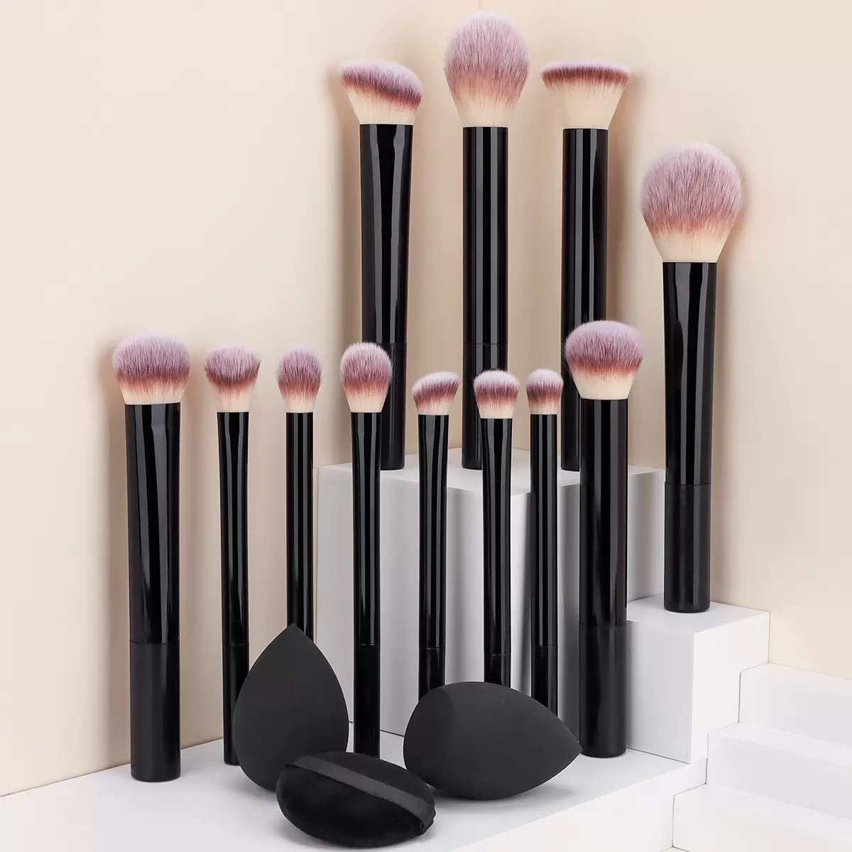 12 black makeup sponges + blender + powder puff