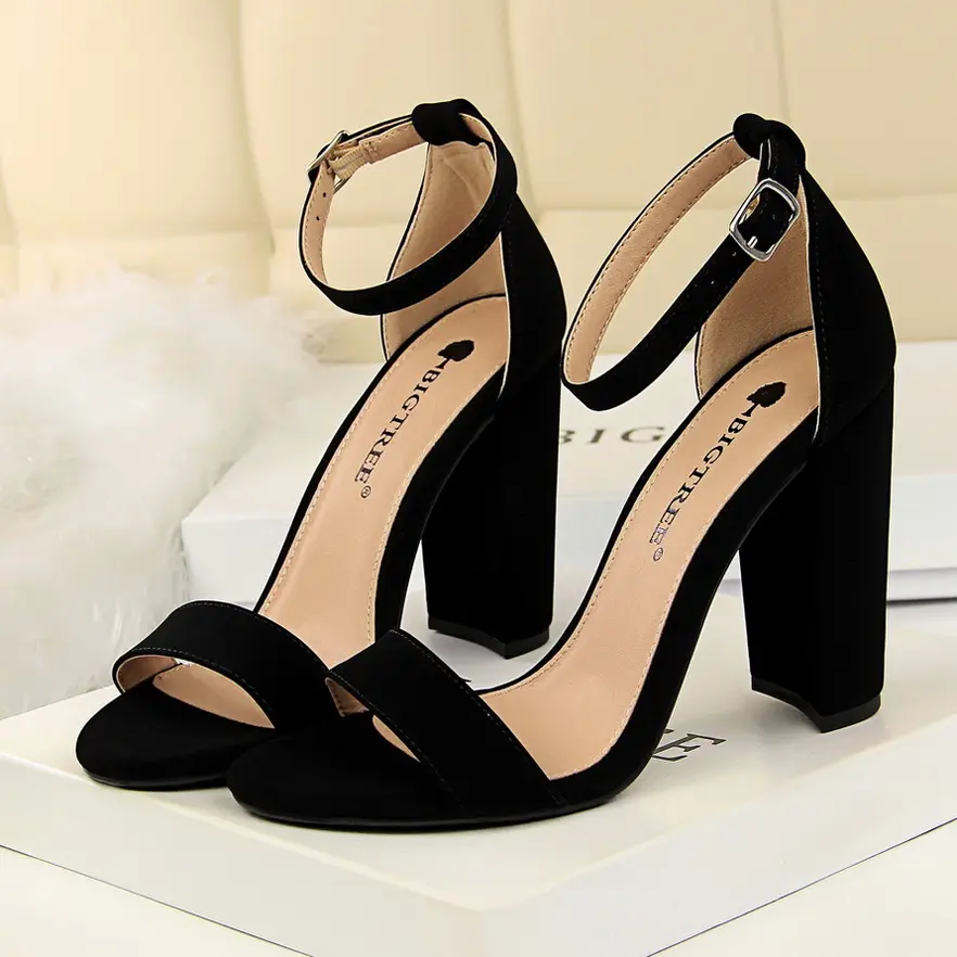 Elegante e Simples Grosso com Sandálias Boa Qualidade Sexy Chunky High Heels Shoes para Mulheres Senhoras