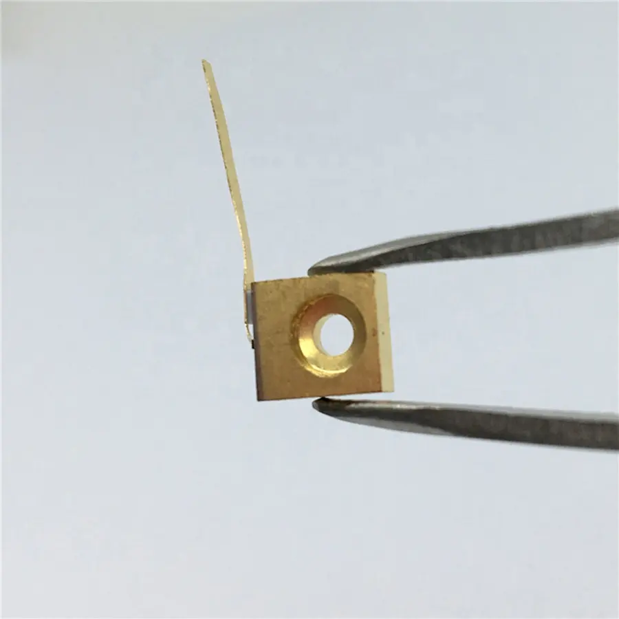 808nm 10W Ir Infrarood C-Mount Pakket Laser Diode Gold-Tin Legering Soldeer Laser Diode Pomp Bron nachtzicht Verlichting