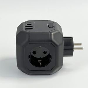最新的欧洲旅行电源适配器电动墙壁插头，带2个usb-c和2个usb-a 4路多充电旅行插座 - Product Image 3