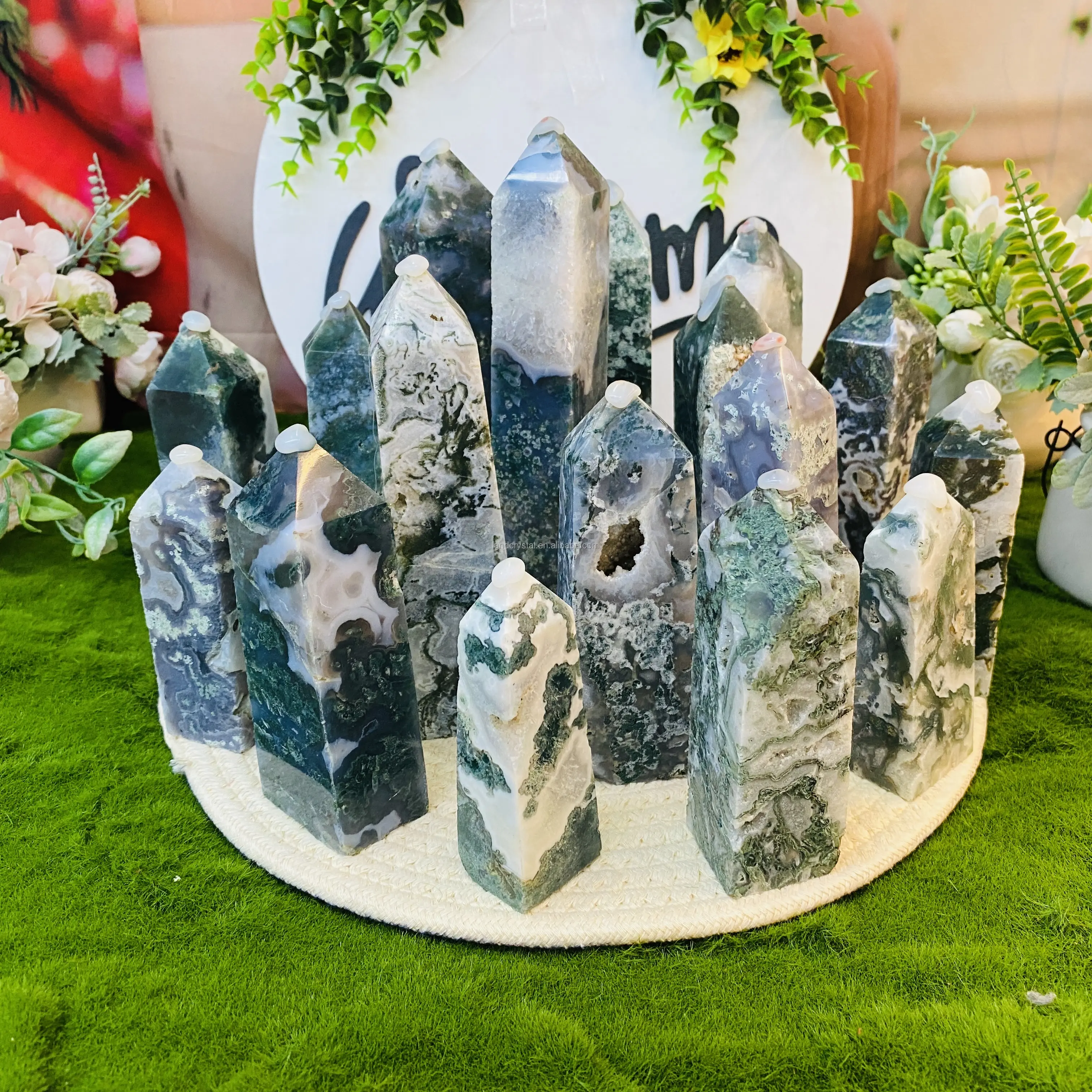 New Arrival Beautiful Moss agate Tower Green Moss agate Point Crystal Point Different Size Tower