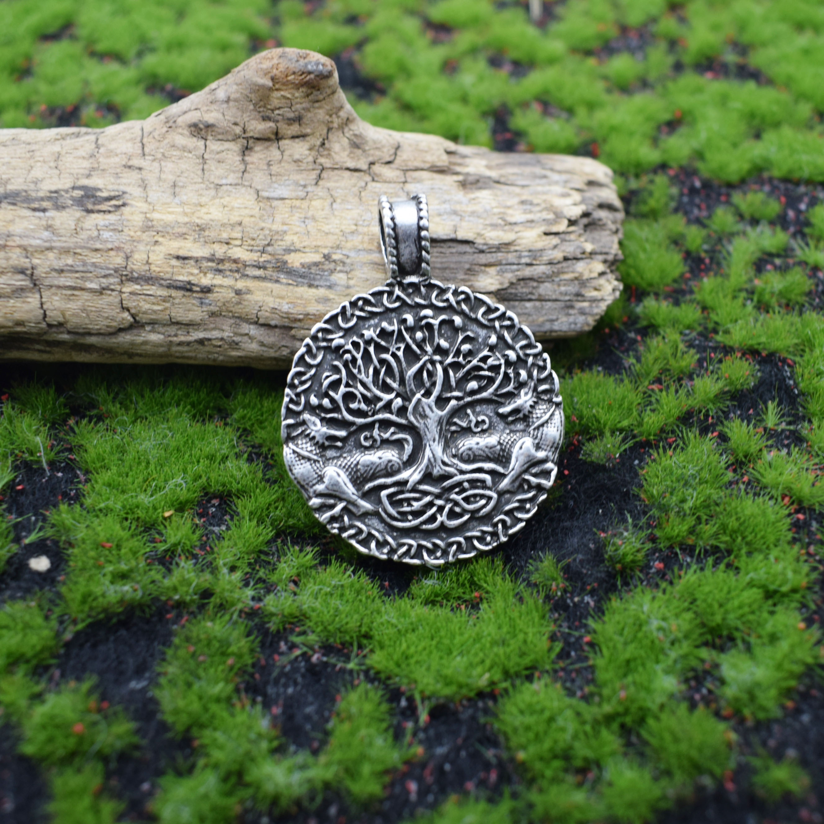 Pendentif Arbre Cervidé Celtique
