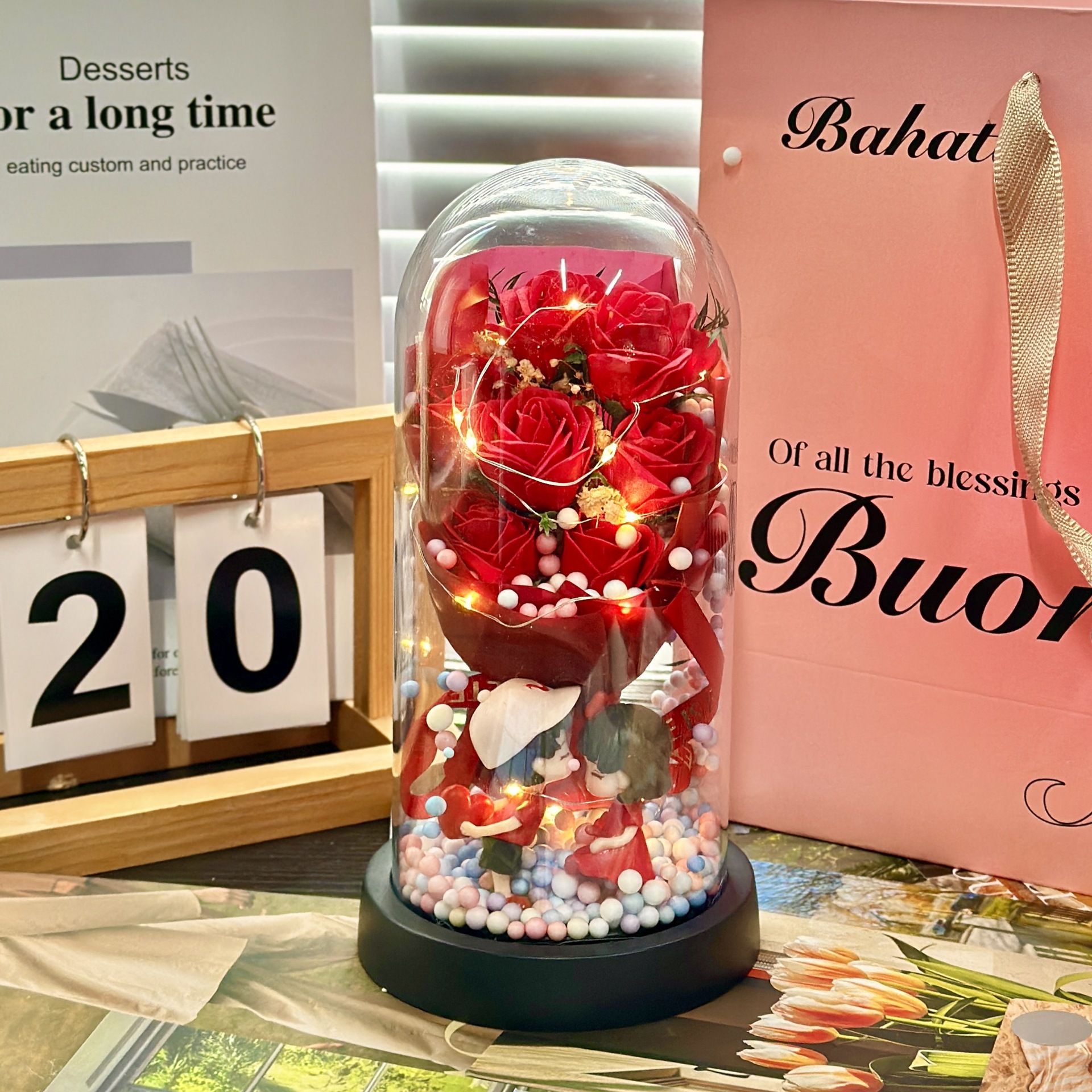 loving red + glass cover + gift bag + battery greeting card