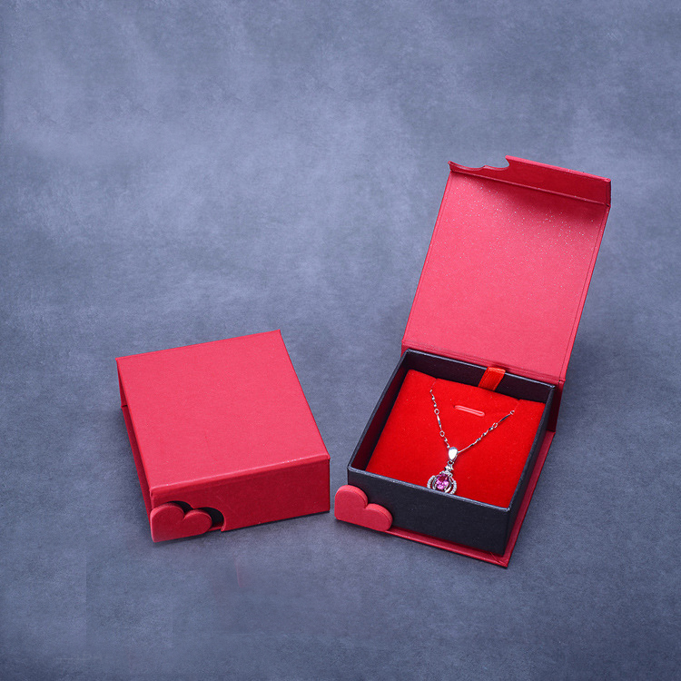 Terciopelo Rojo -Caja Colgante