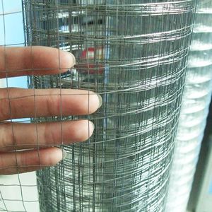 Pvc Galvanized <strong>Welded</strong> Fencing Net Iron Wire Mesh 4x4 1/2 X 1/2 Inch Farm <strong>Fence</strong> - Product Image 4
