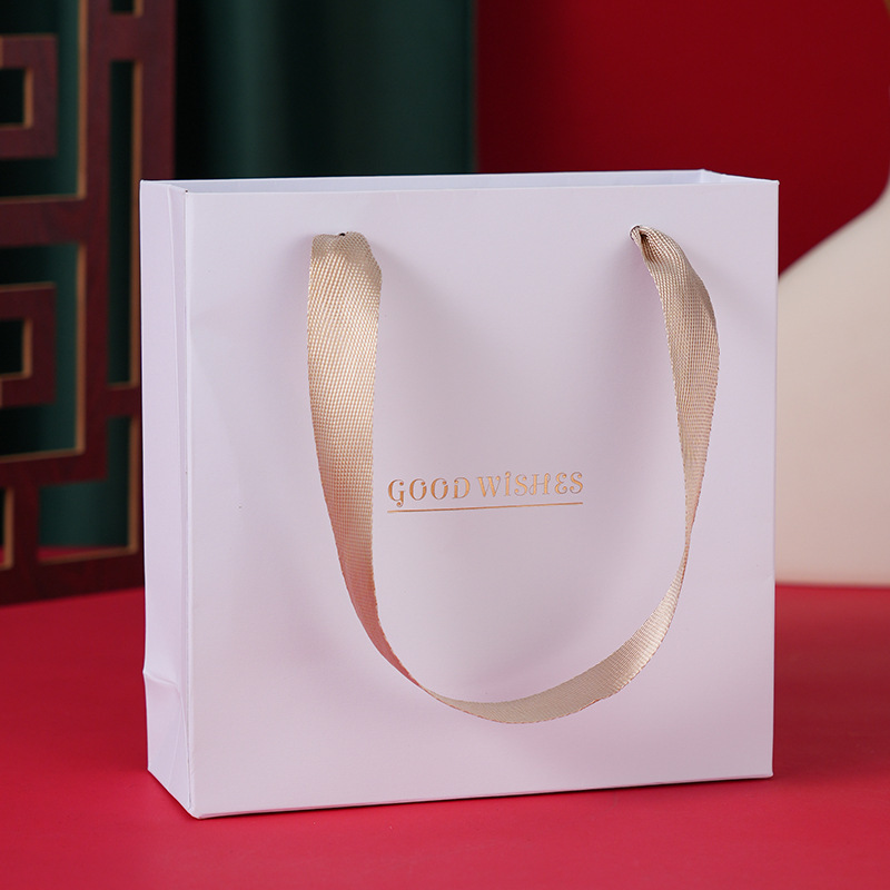 Bolso tote blanco con tacto de piel
