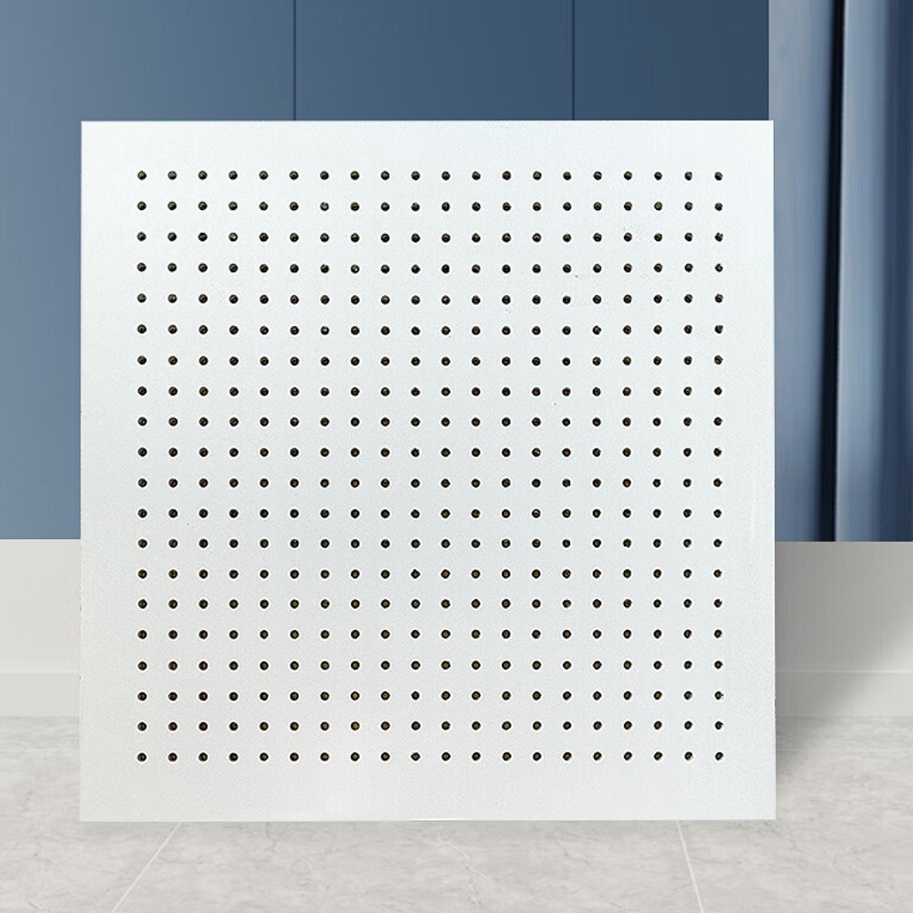 600*600 mm perforé