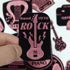 Tùy Chỉnh Hai Lớp Long Lanh Sắt Trên Các Bản Vá Lỗi Thiết Kế Vinyl Laser Khắc Da Lộn Vá 3D PU Báo Chí Nhiệt Các Bản Vá Lỗi Cho Quần Áo Mũ - Product Image 2