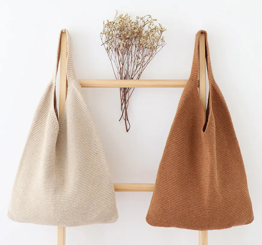2021 गर्म बिक्री अवकाश ढोना महिलाओं के हाथ बैग ब्रांड हैंडबैग, डिजाइनर बुना हुआ कंधे हैंडबैग थोक में