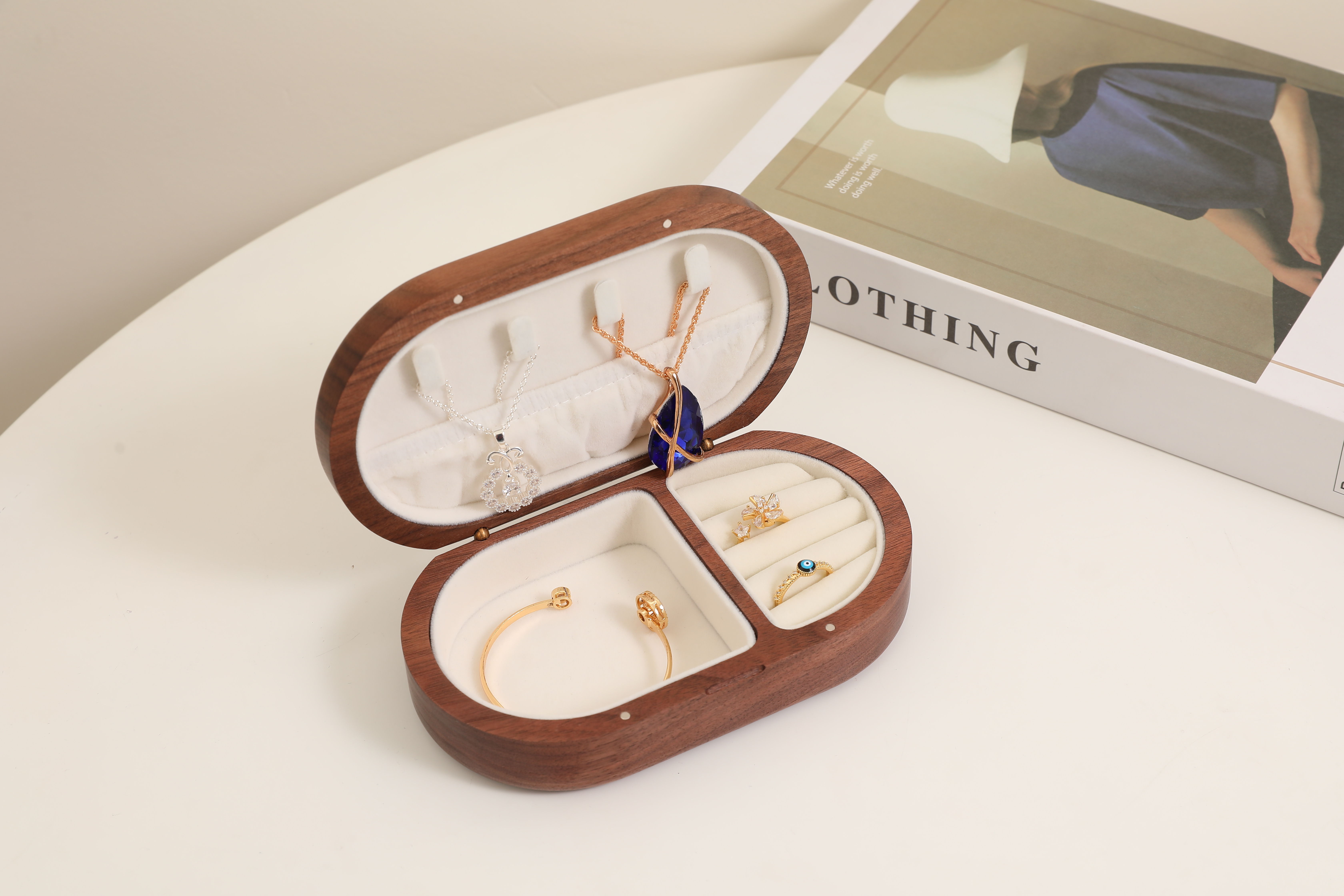 Big jewelry storage box