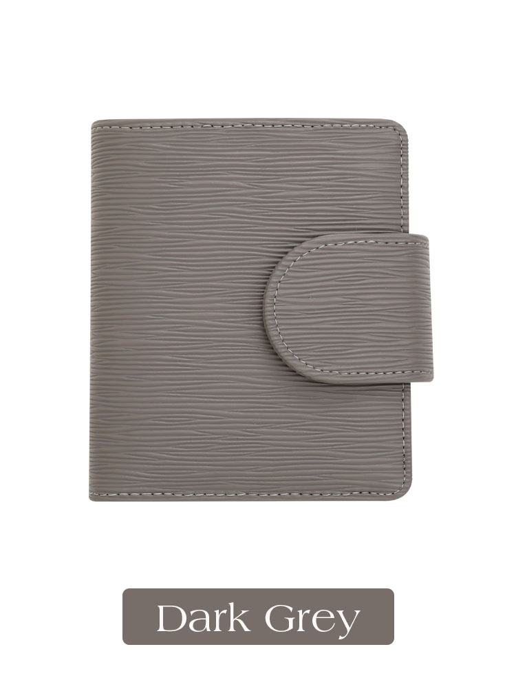 Gris foncé