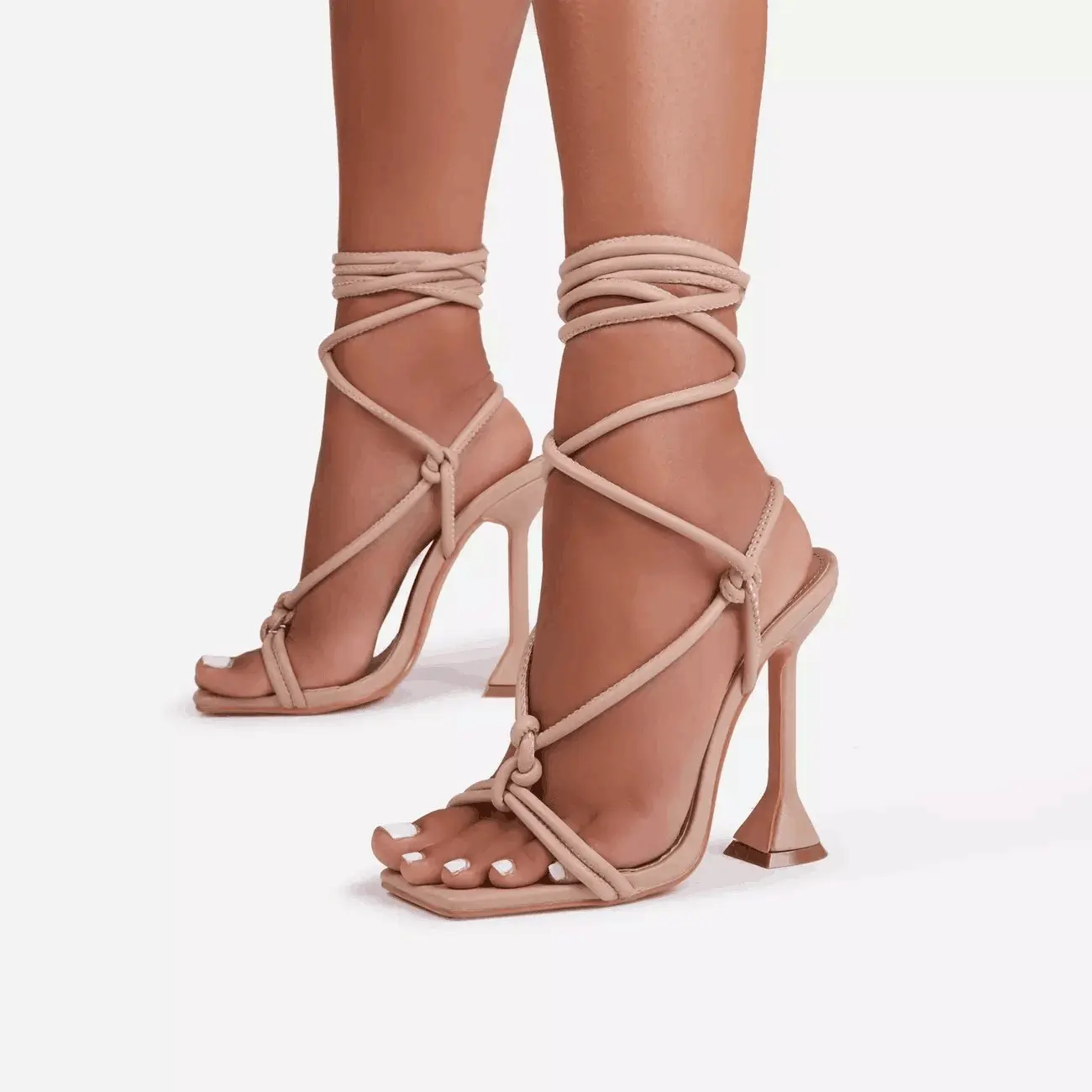 QuiteS 2023 Novas Mulheres Sapatos de Salto Alto Clássico Open-Toed Stiletto Sandálias Para Mulheres Atado Salto Alto