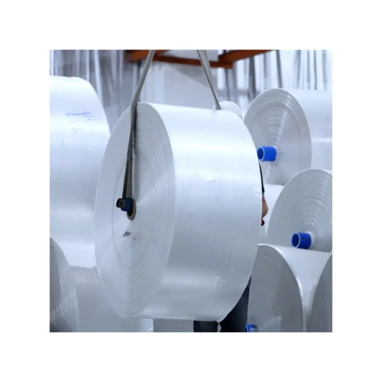 Zhiye2024工場直接価格サイズOEM織りバッグ素材織りポリプロピレン生地ロールPP織りバッグロール織りロール