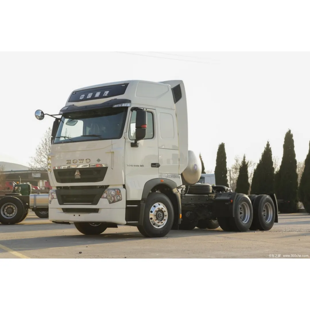 Usato LNG Howo trattore camion 6x4 internazionale Sinotruck Howo trattore camion testa in vendita