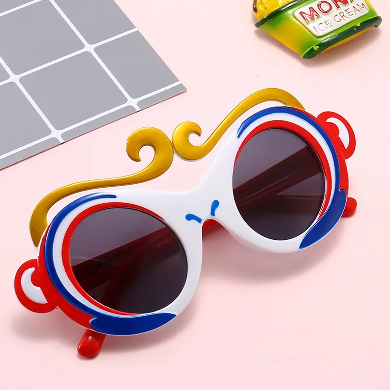 Gafas de sol con protección UV para niños, lentes de sol infantiles de protección solar con personajes de dibujos animados, de silicona