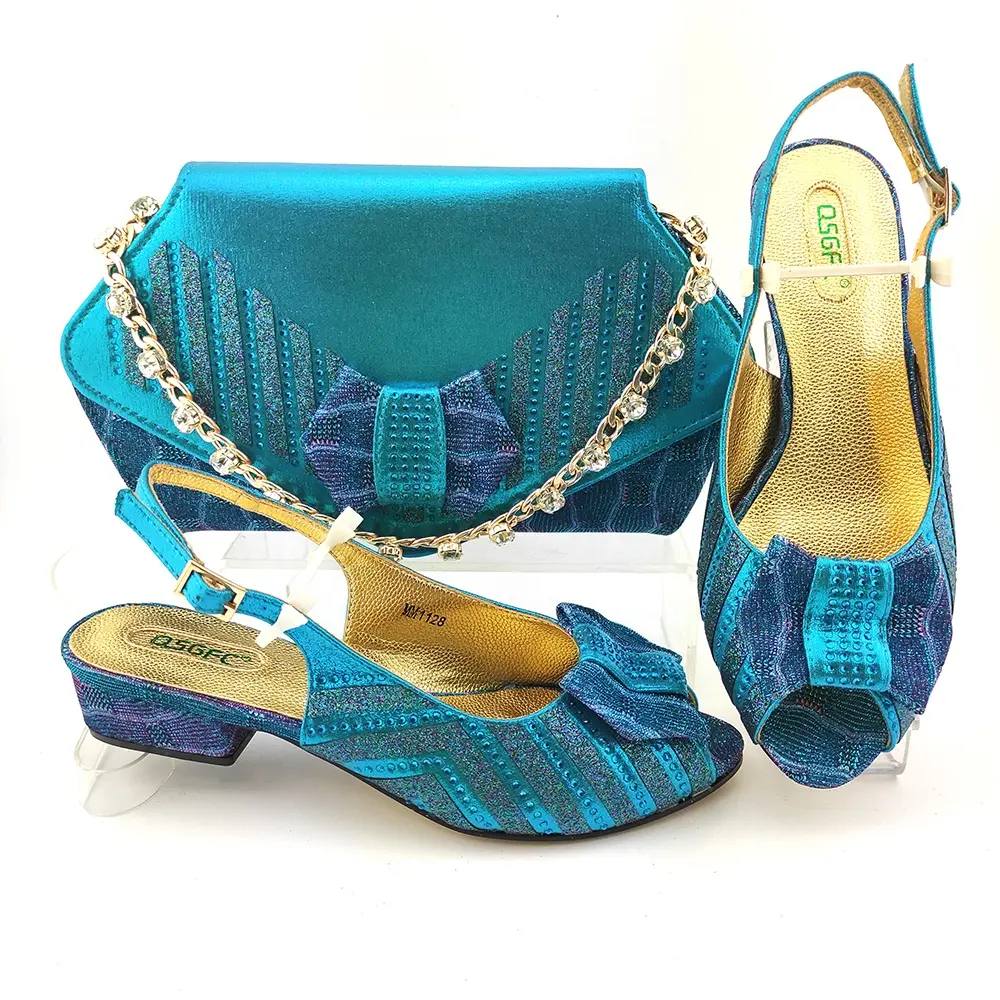 Conjunto de sapatos femininos de salto baixo africano, conjunto com strass, sapatos de casamento nigerianos e bolsa combinando, para festa à noite