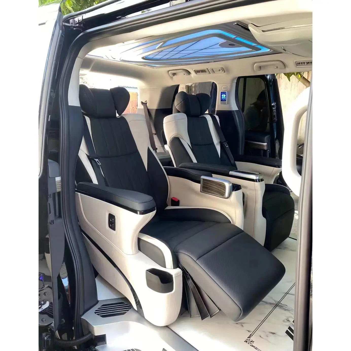 Groothandel Luxe Van Interieur Accessoires Vip Auto Ontwerp Luxe Van Autostoel Voor Vans Minibus Coach