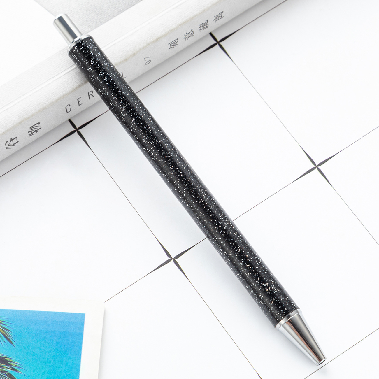 สีดำ (เงิน)