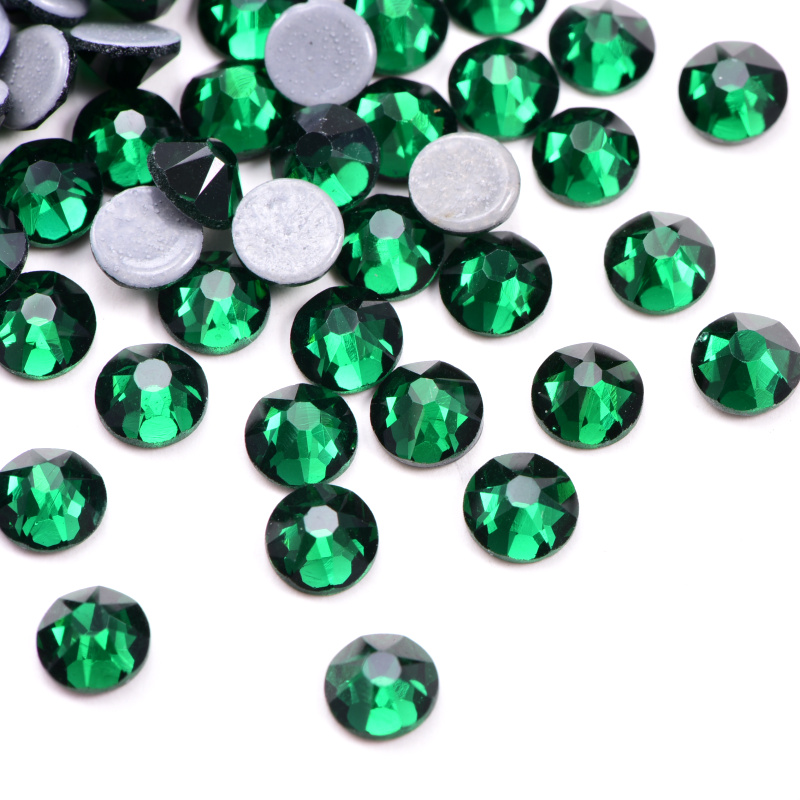 P09 Emerald