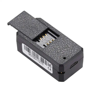 Mini GPS portátil TKstar TK901 Rastreador personal Gps Mini Sistema de Seguimiento GPS con alarma SMS - Product Image 1