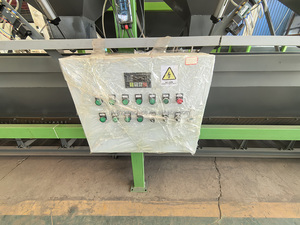 Sistema de dosificación de fertilizante de control de escala de computadora multifuncional de 4 tolvas - Product Image 6