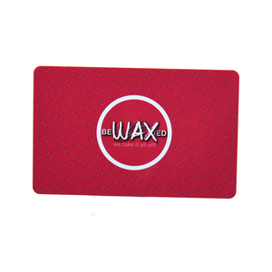 Tarjeta de membresía de plástico de PVC CR80, tarjeta de regalo y lealtad VIP en relieve con código QR, frecuencia de 13,56 MHz - Product Image 1