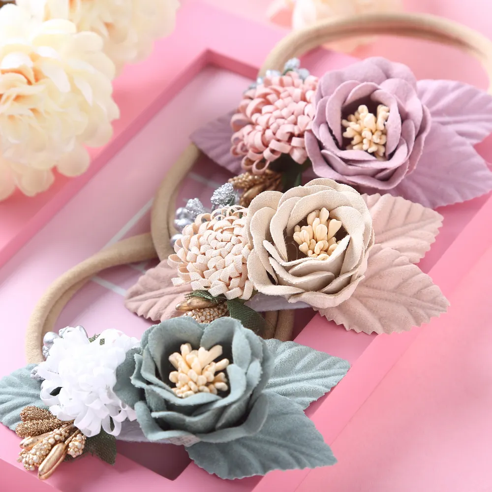 Diadema Floral hecha a mano para niñas pequeñas, accesorios para el cabello para recién nacidos, regalo de ducha de princesa, banda elástica de nailon con flores