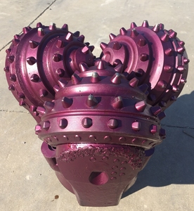 API 12 1/4 "<span class=keywords><strong>IADC</strong></span> <span class=keywords><strong>637</strong></span> Tricone silindir kaya matkap ucu fabrika doğrudan iyi sondaj API sertifikalı