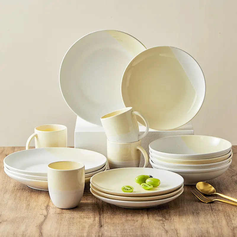 Jarwah 2023 vendita calda prezzo basso 16 pezzi Set da pranzo bianco pronto per la spedizione piatti da sposa in ceramica stoviglie 16 pezzi Set da pranzo in gres