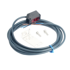 E3Z-D82 PNP NO NC detection distance 5-50CM adjustable Infrared induction photoelectric switch <strong>diffuse</strong> reflection <strong>sensor</strong> - Product Image 1