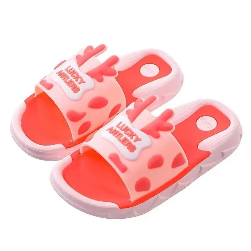 Atacado Verão Indoor Crianças Meninos Meninas Soft Nonslip Banheiro Desenhos Animados Chinelos PVC Meninos Flip Flops Chinelo Luminoso Sapatos Verão