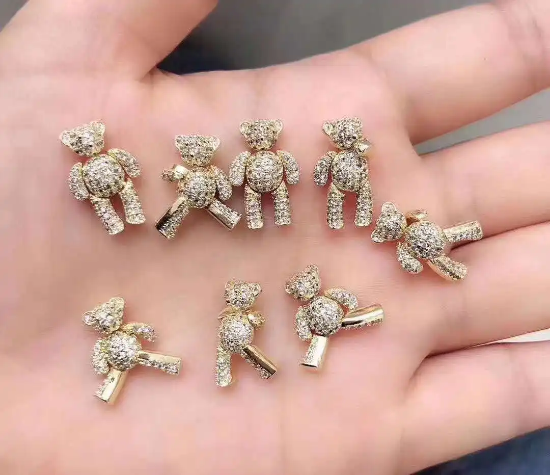 Venta al por mayor Ins Impressival Popular Cute Bear 360 Girate Alloy Zircon 3D Nail Charms para Nail Spa Nail Art Decoraciones