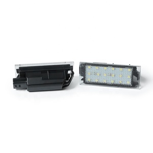 Renault Vel Satis用LEDナンバープレートライト2005.04-2009 Twingo II 2007-2014 Clio III 2005-2014 Clio IV 2012 ~ Espspace IV 2002 ~ - Product Image 2