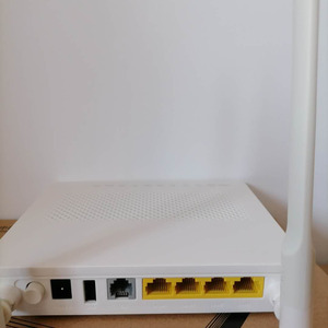 HG8546M Xpon Gpon ONU mit WiFi-Modem 1GE 3FE 5DB Glasfaser-Router 4G/3G/TCP-Netzwerk ohne Logo UPC Englisch EU-Adapter - Product Image 2