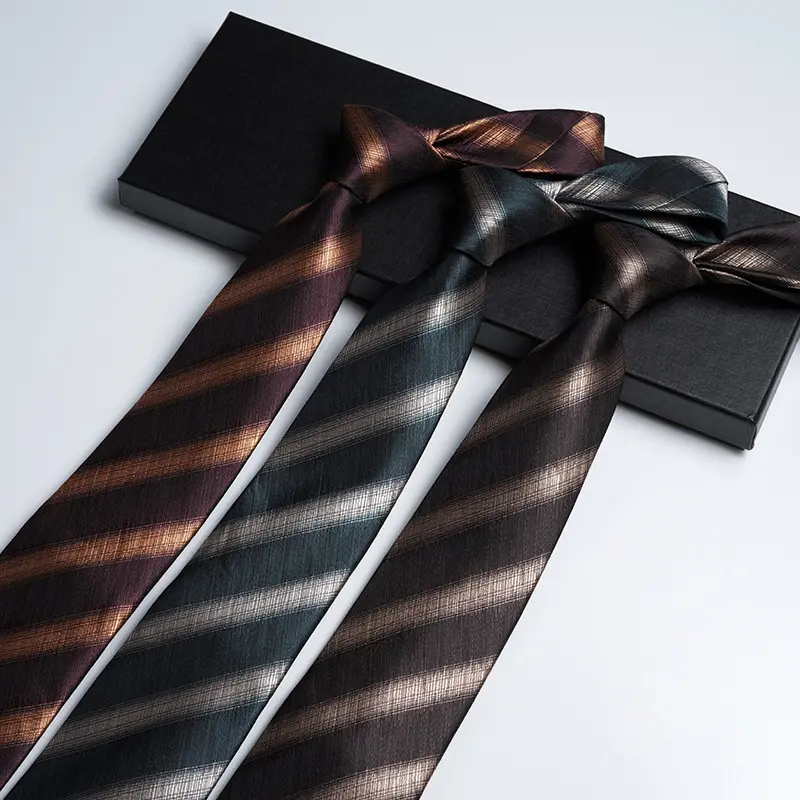 Bonne vente Cravates 8cm pour hommes d'affaires bon marché accessoires de costume avec logo personnalisé vierge cravate pour hommes en polyester couleur pure décontractée bon marché pour hommes