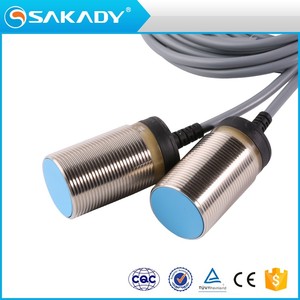 Sensor de interruptor de proximidad Ifm inductivo personalizado de fábrica SAKADY Sensor de proximidad inductivo pequeño sensor de proximidad capacitivo