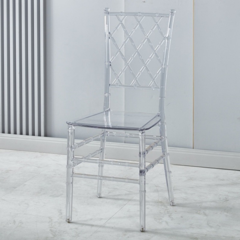 Chaise en maille cristal